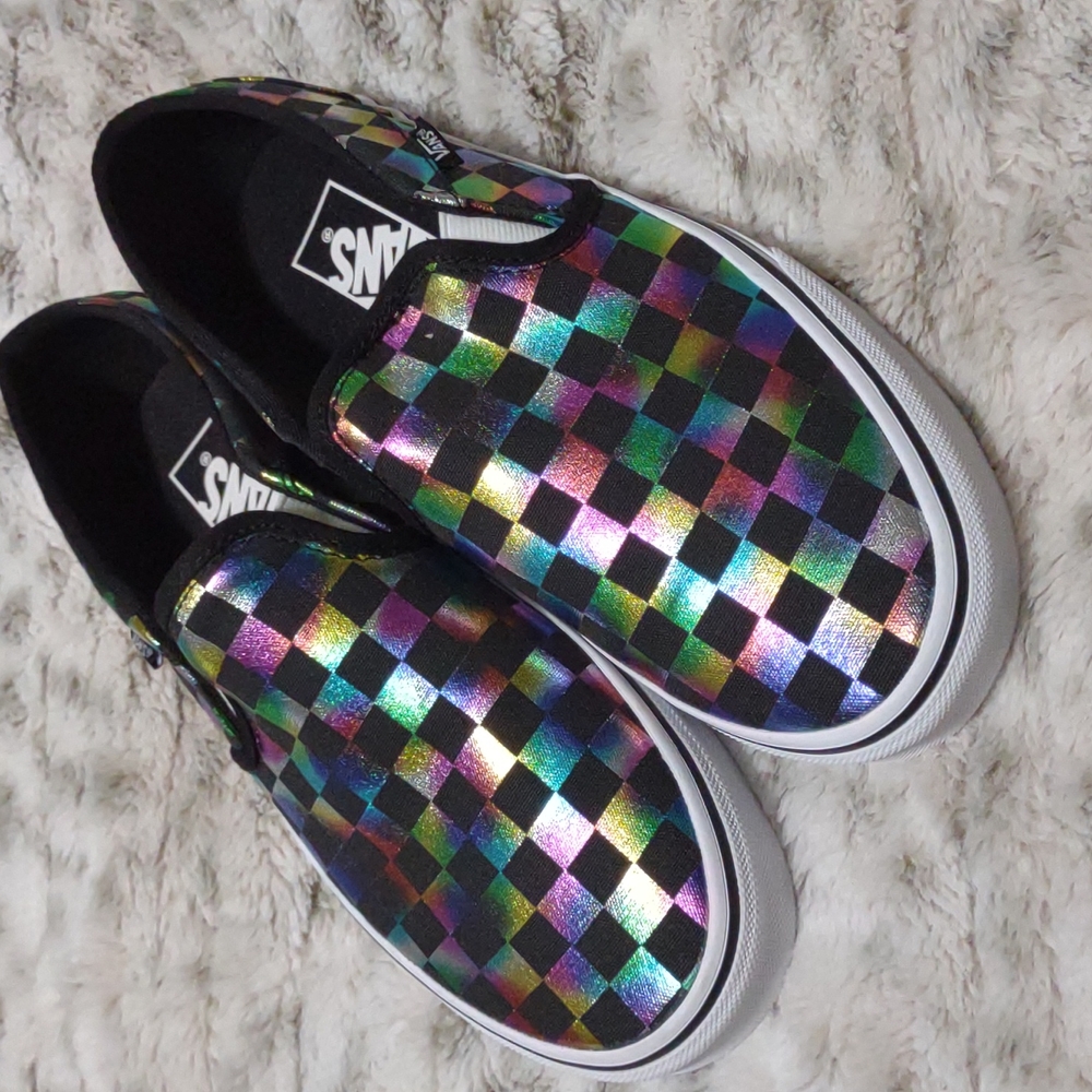 NWOT Vans size 8 rainbow